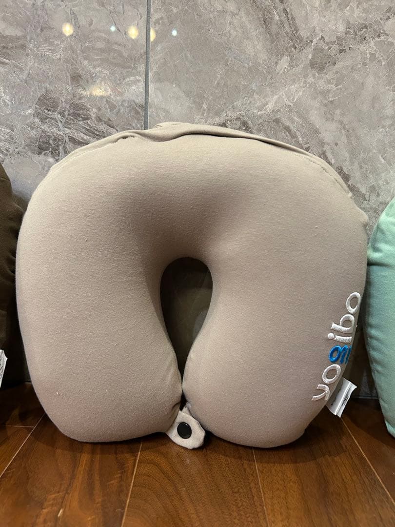 ヨギボー ネックピロー