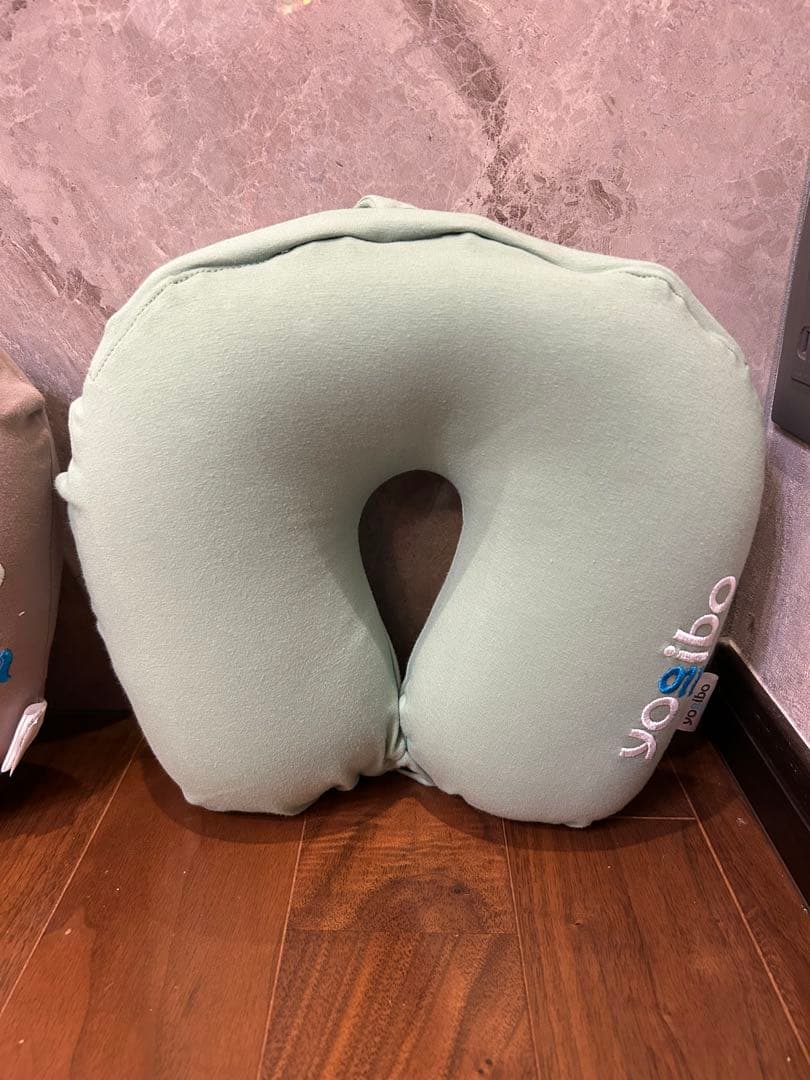 ヨギボー ネックピロー