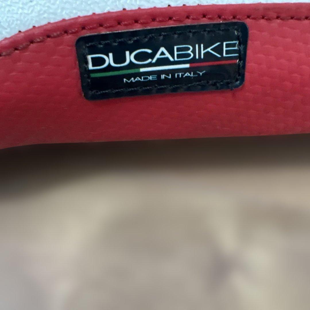 DUCATI MONSTER 1200R シート