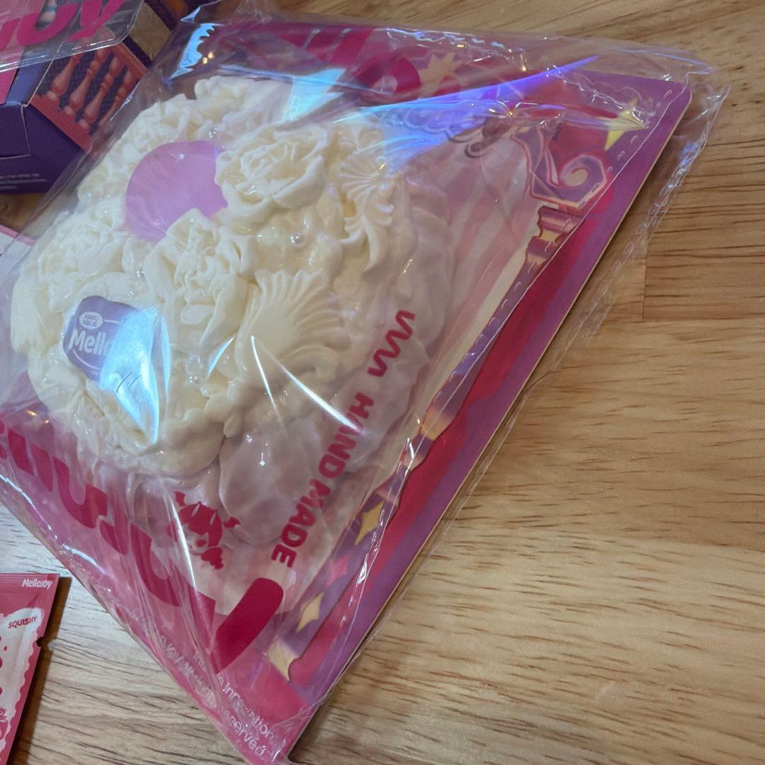 Mellojoy カップケーキか？ シークレット メロジョイ スクイー
