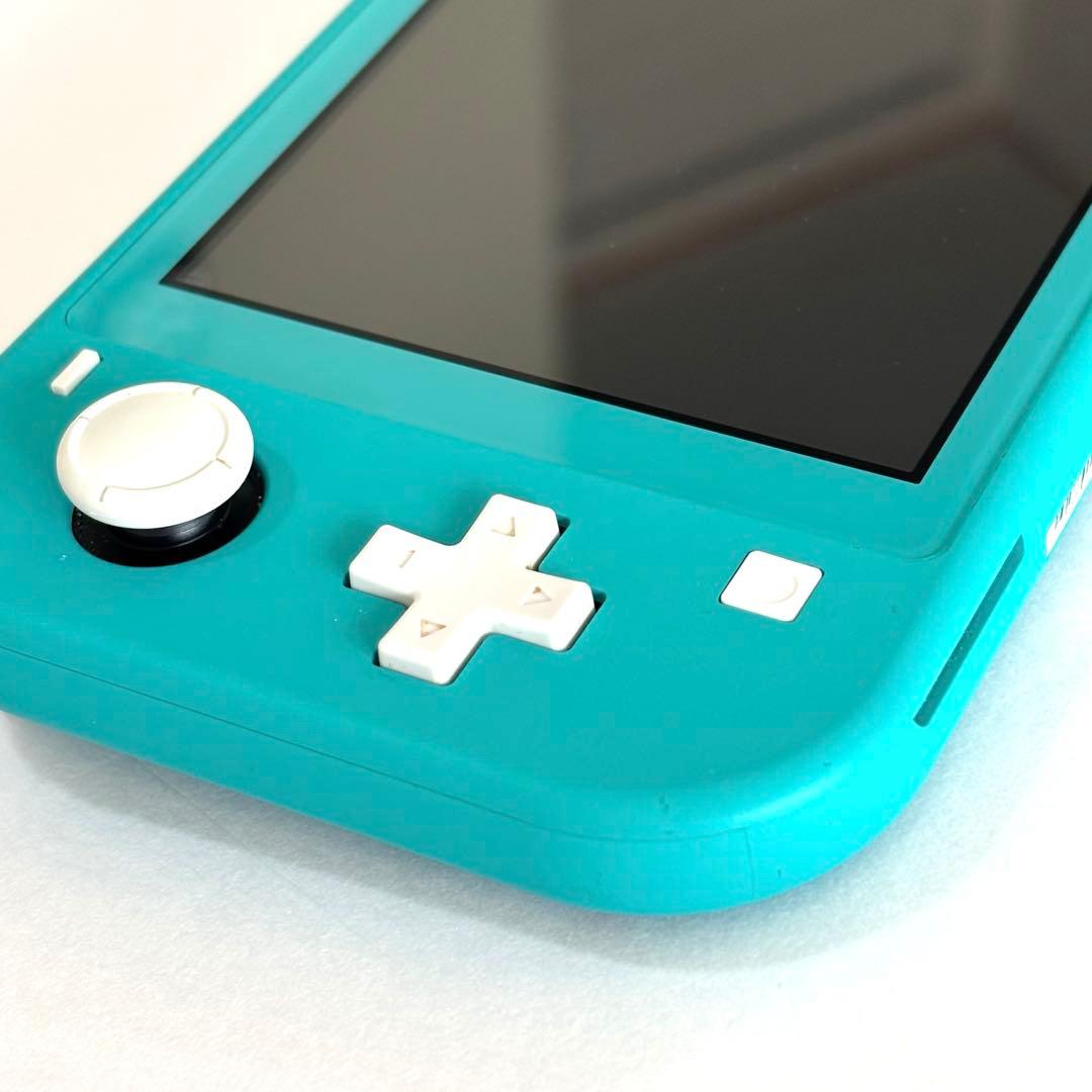 ニンテンドー　スイッチ　ライト　どうぶつの森　限定デザイン　ターコイズカラー