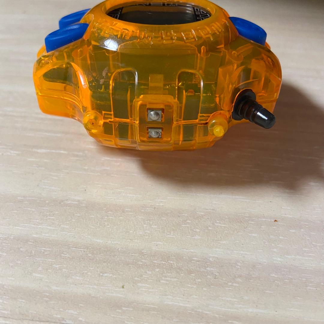 デジヴァイス初代　グレイモンカラー