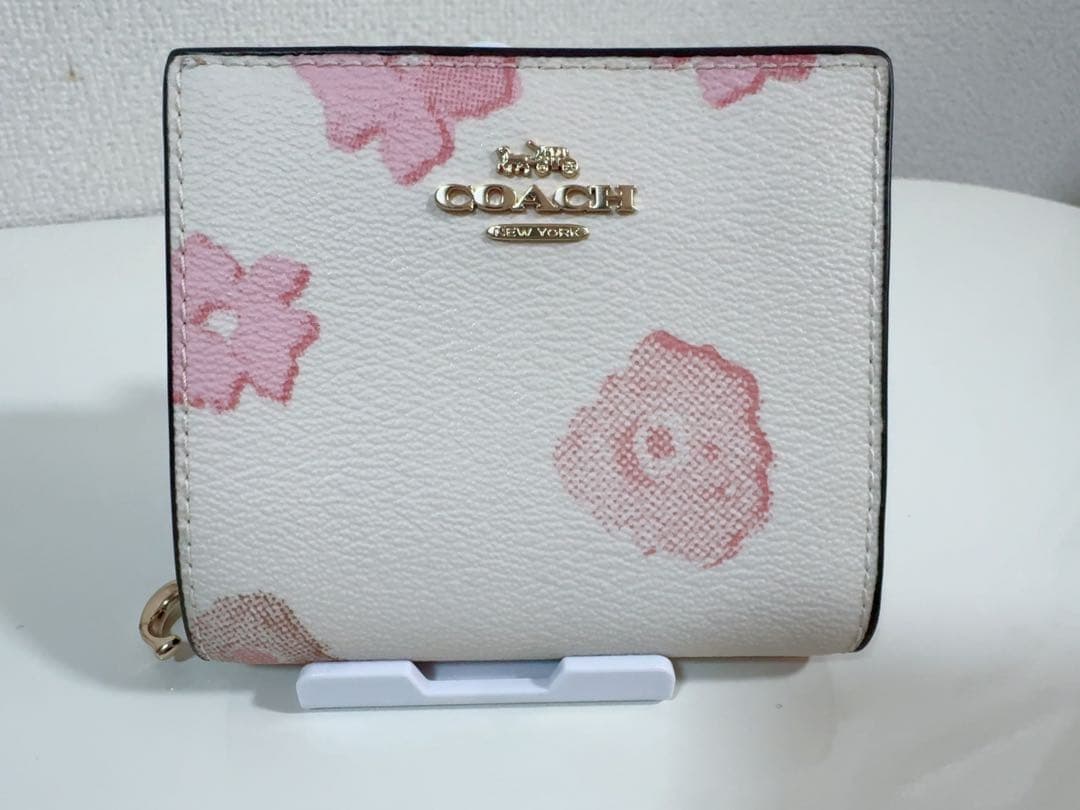 【新品・正規品】日本限定 コーチ 2つ折り財布