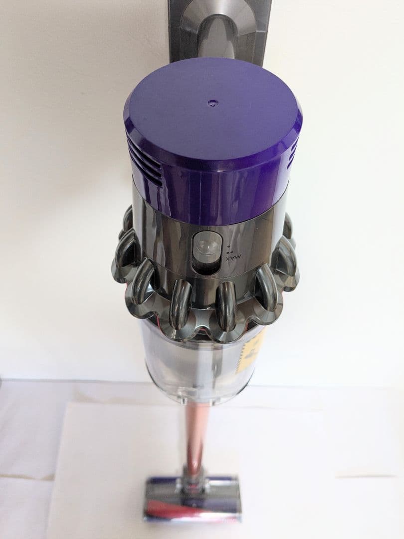 美品【50分稼働】ダイソン掃除機V10 SV12　➂