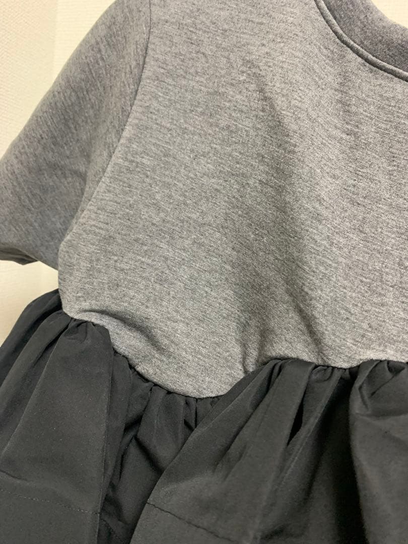 トップス Bibiy. DORA PEPURAMU TEE