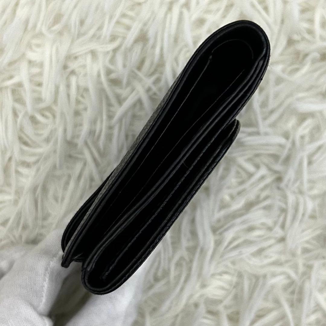 【美品】CHANEL キャビアスキン ココマーク 二つ折り財布 ブラック 箱付き