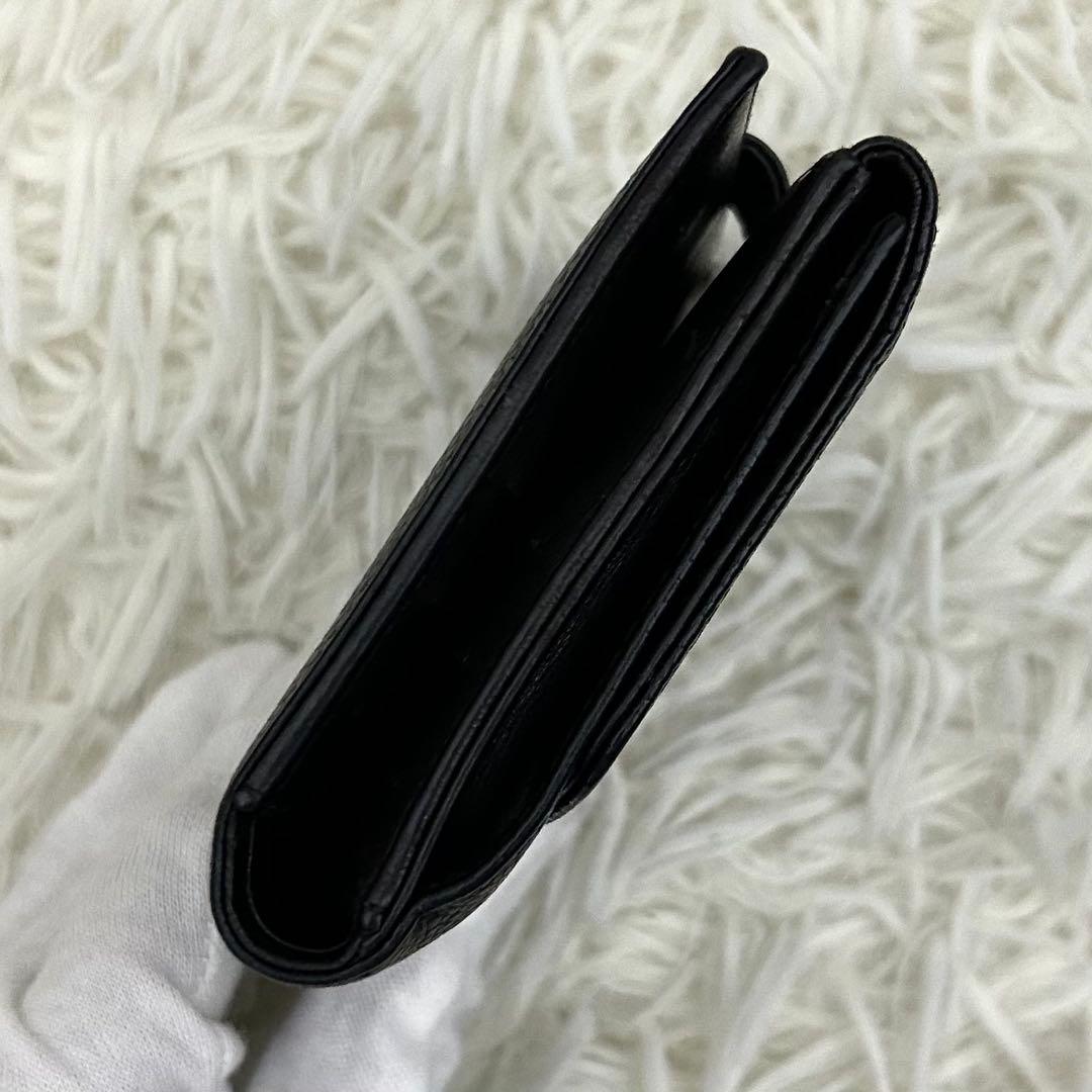 【美品】CHANEL キャビアスキン ココマーク 二つ折り財布 ブラック 箱付き