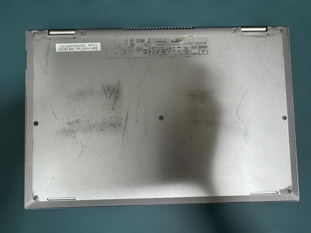 わけあり・DELL タッチディスプレイ付ノート Inspiron 3158
