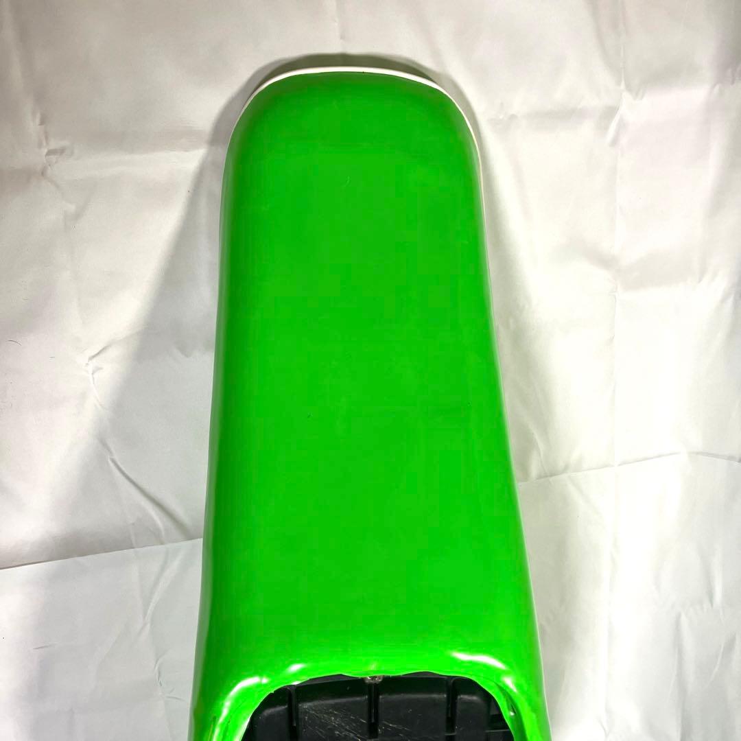 ⭐️美品　ゼファー用　3段シート　グリーン　バイク　三段