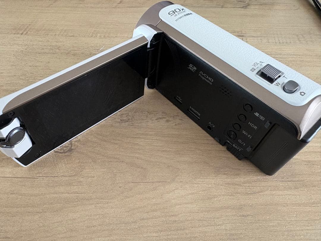 ビデオカメラ Panasonic FULLHD HC-580M