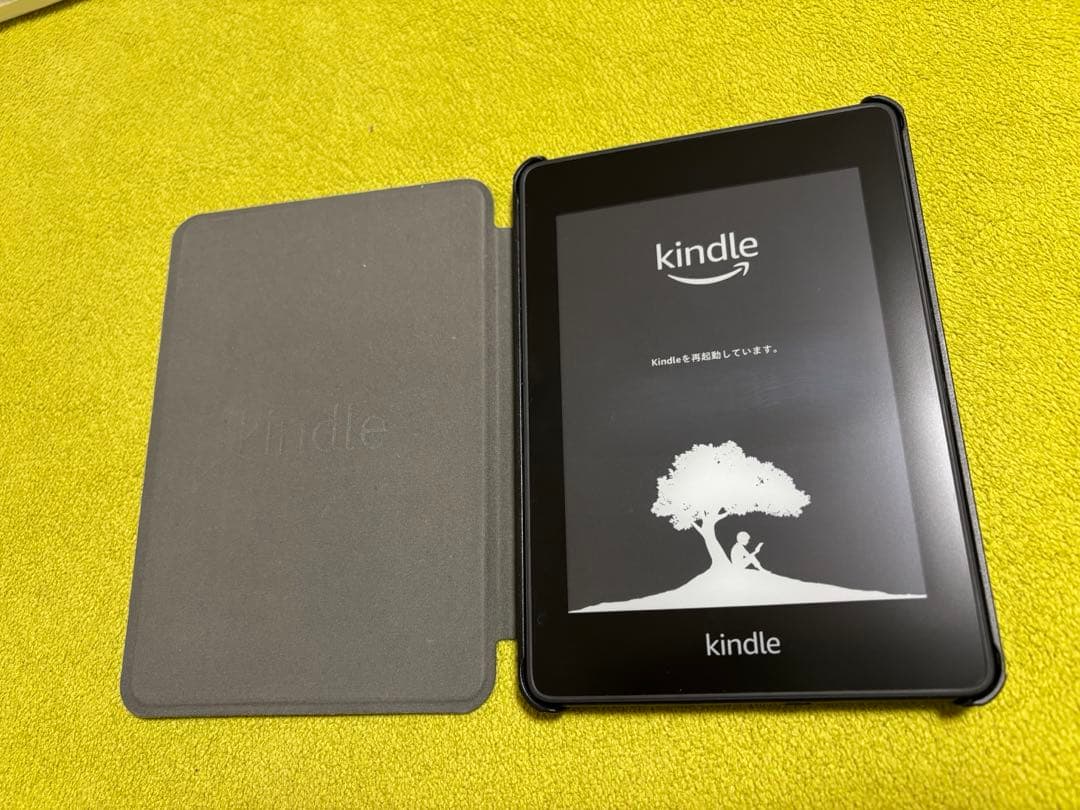 Kindle Paperwhite 10世代 8GB ケース付属