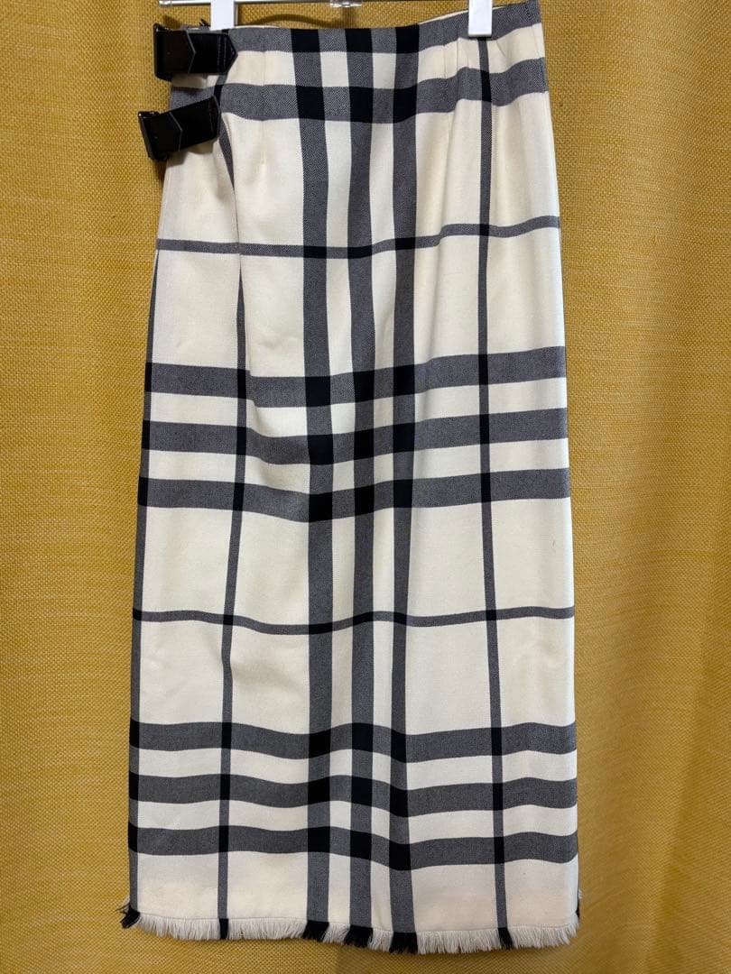 BURBERRYチェック柄巻きスカート ７号