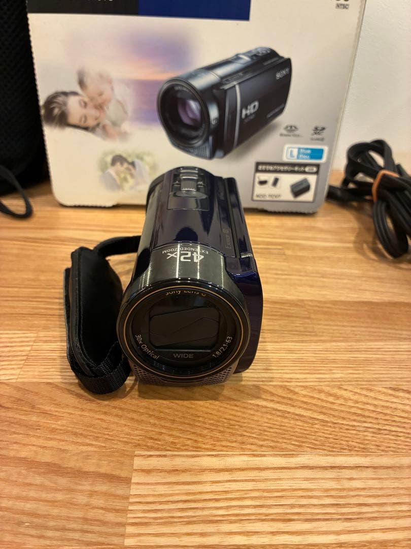 【美品】SONY HDR-CX180 ハンディカム
