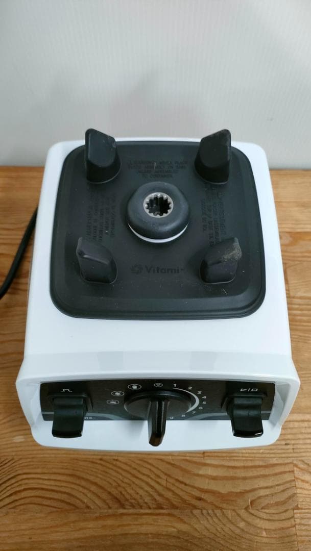 【未使用に近い】バイタミックス E520 保証書あり　1649