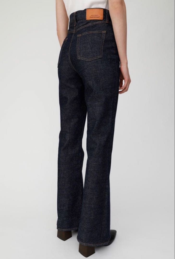 【美品】moussy MVS FLARE25インチ