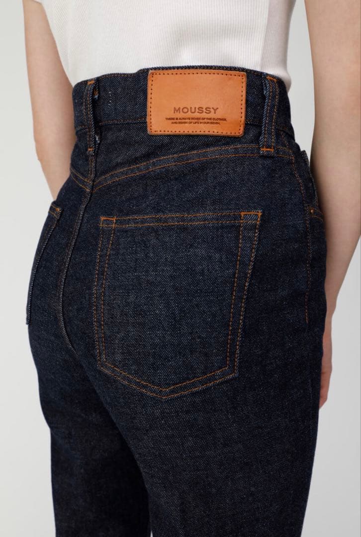 【美品】moussy MVS FLARE25インチ