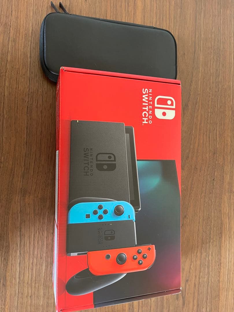 任天堂 Switch 箱あり 純正ポーチ付