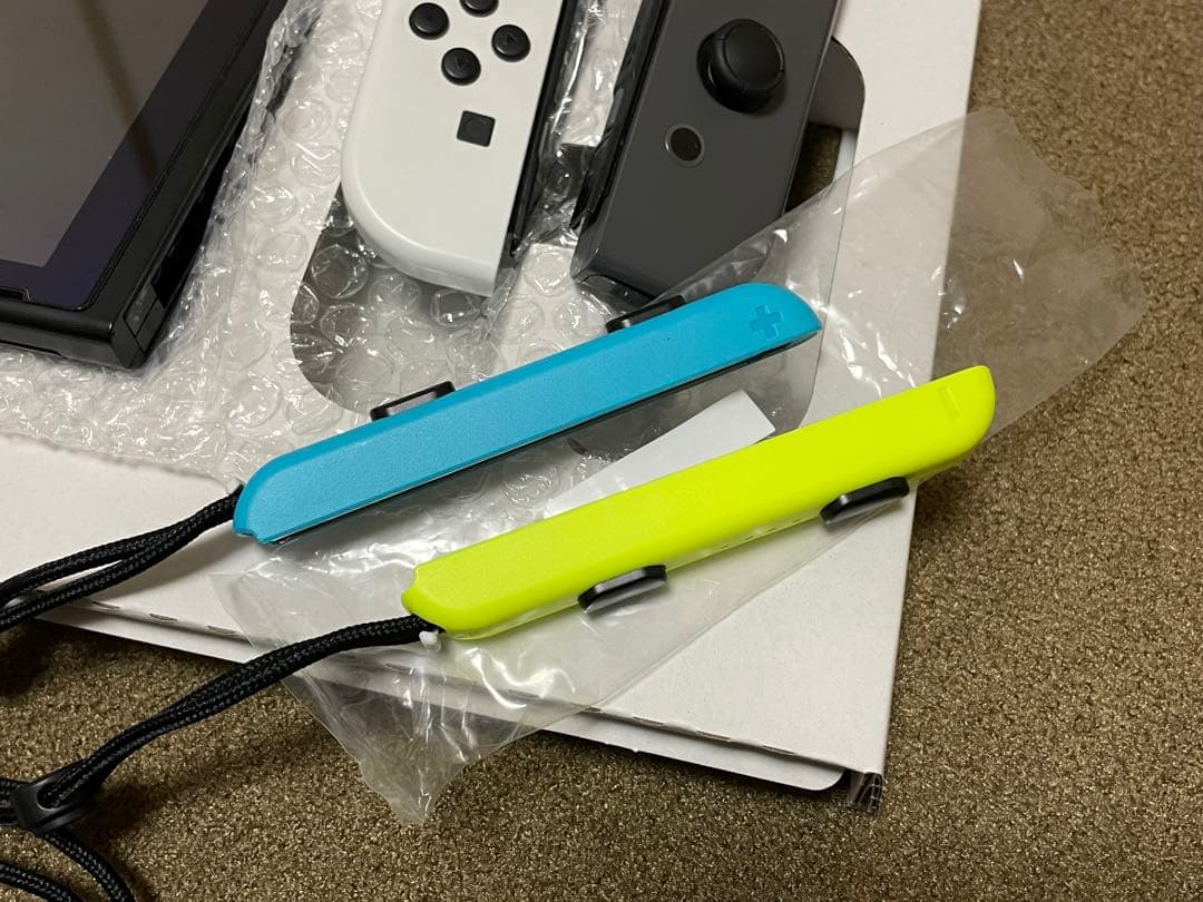 Nintendo Switch 本体 ホワイト/ブラック