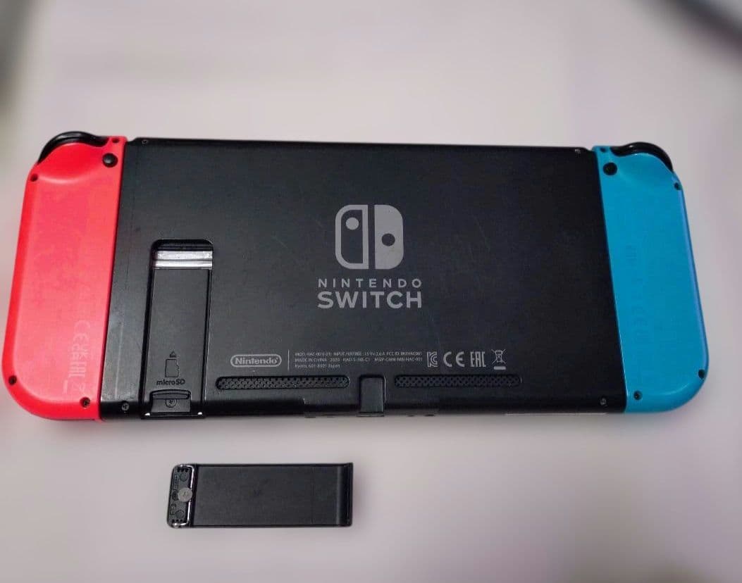 【Nintendo Switch】本体＋収納バッグ
