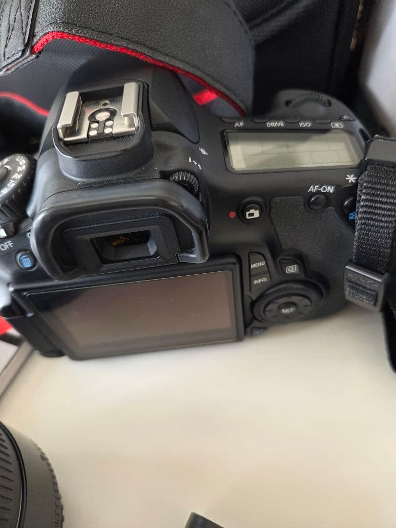 Canon　EOS 60D 一眼レフカメラ　ケース　レンズ　取り扱い説明書