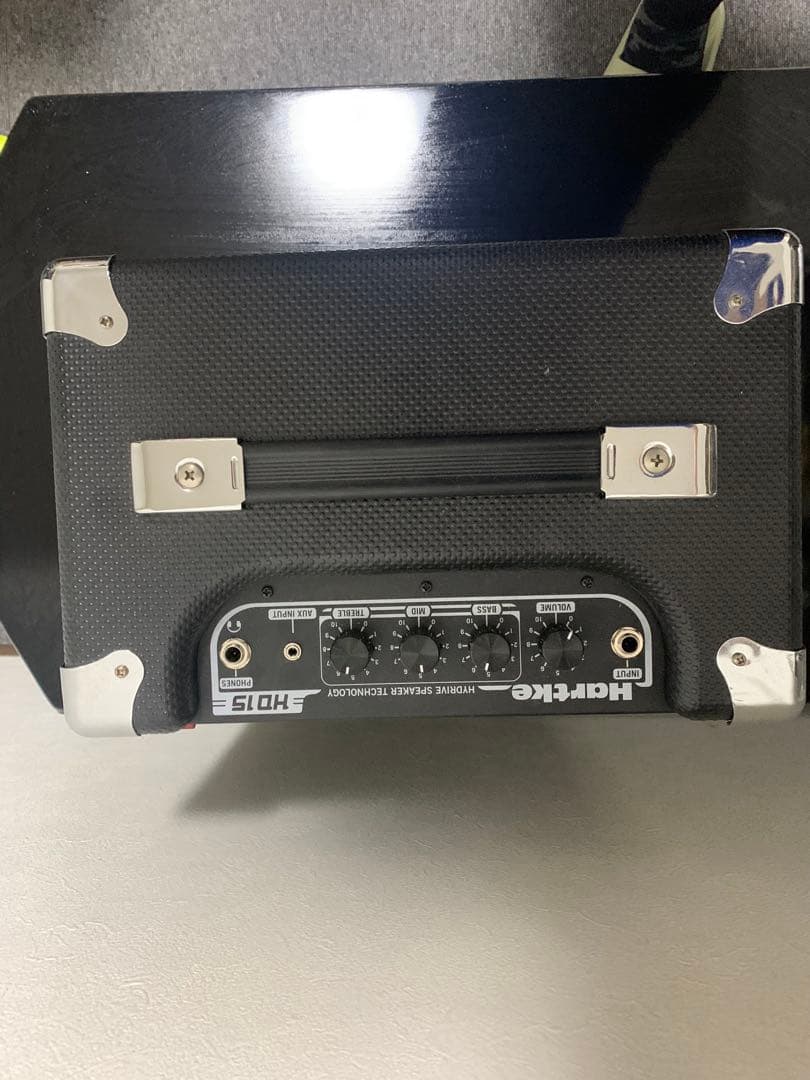 ベース hartke HD15