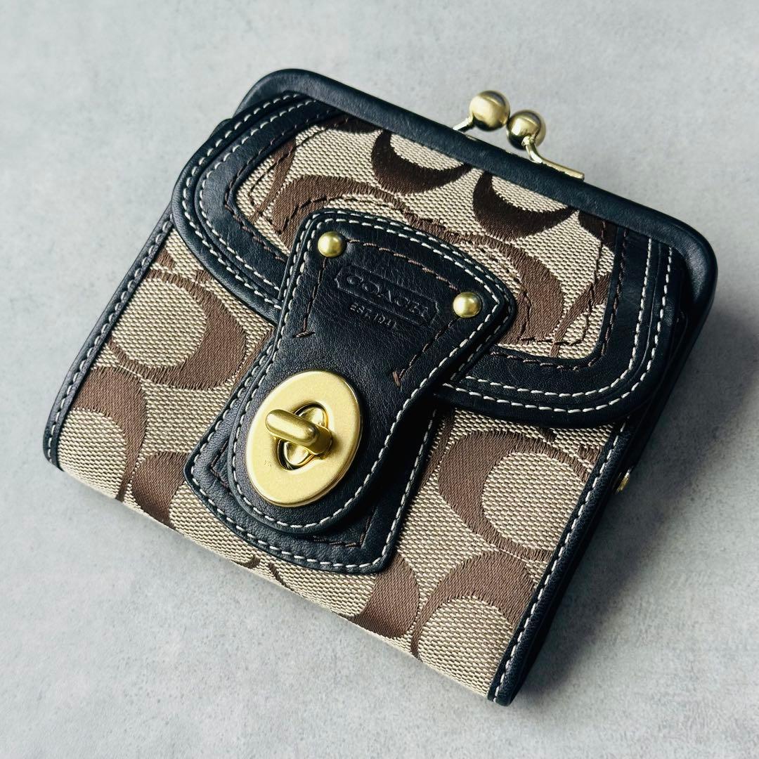 希少✨COACH Signature Legacy Folding wallet
