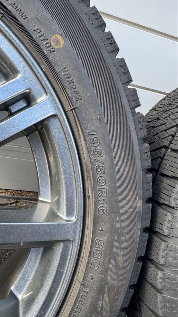 スイフトスポーツZC33Sスタッドレスタイヤ＆ホイール美品195/50R16