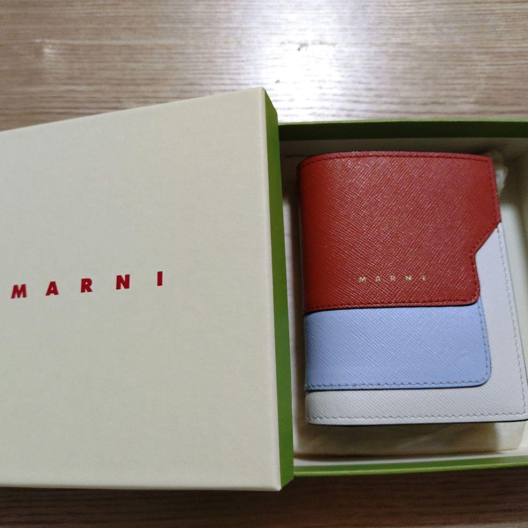 ぶるみん様　MARNI 折り財布　美品