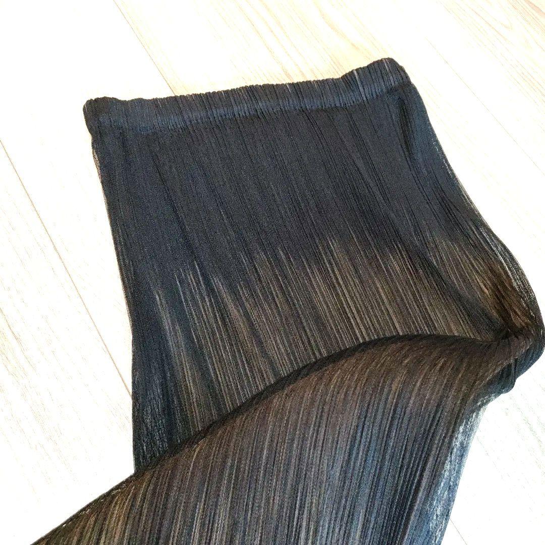美品❢イッセイミヤケ　2枚仕立て　プリーツロングスカート