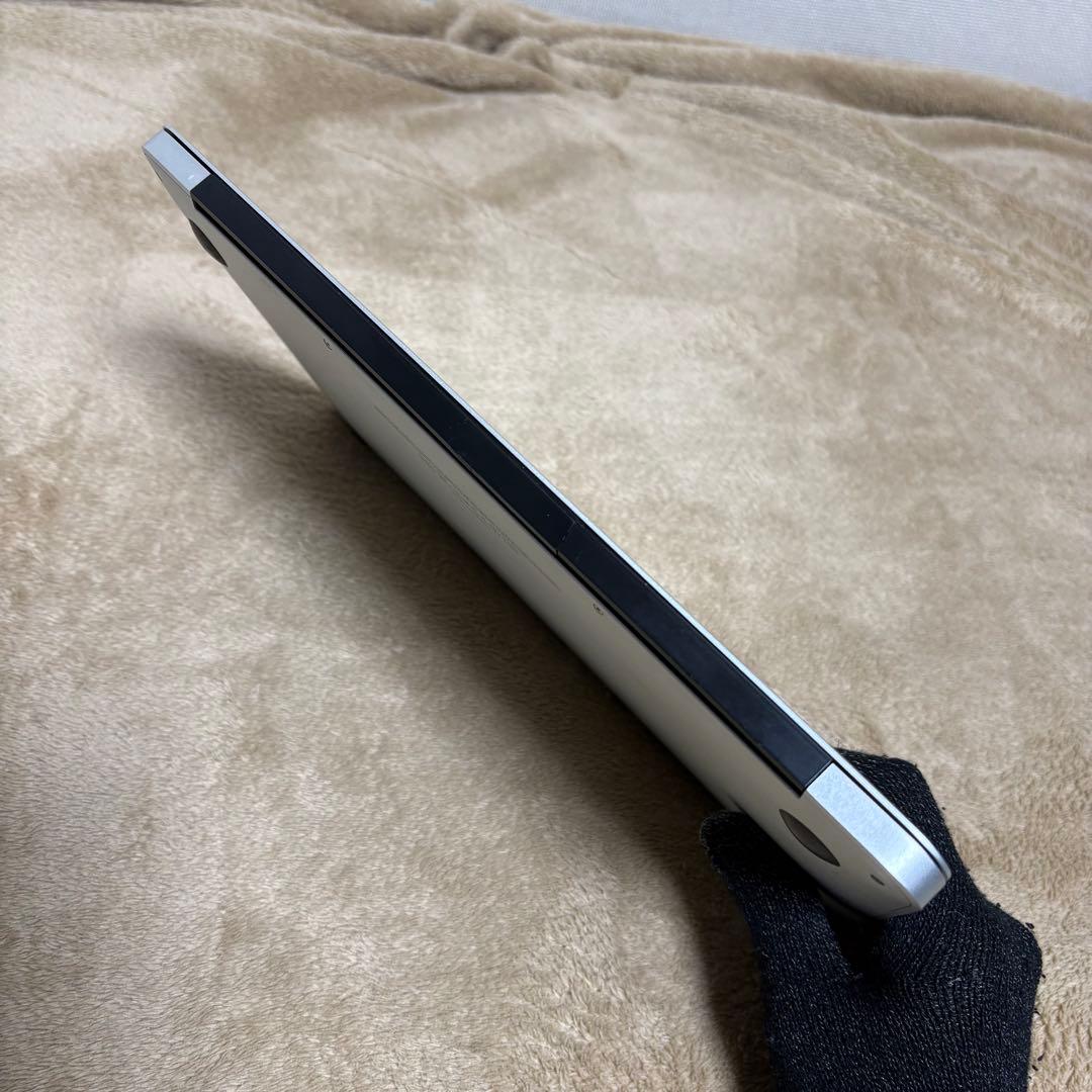 MacBook Air 11-inch (2010 / A1370)電源駆動OK