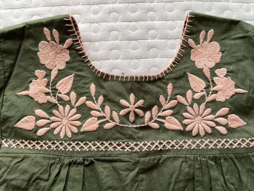 Apolina オリーブグリーン 花柄刺繍オールインワン