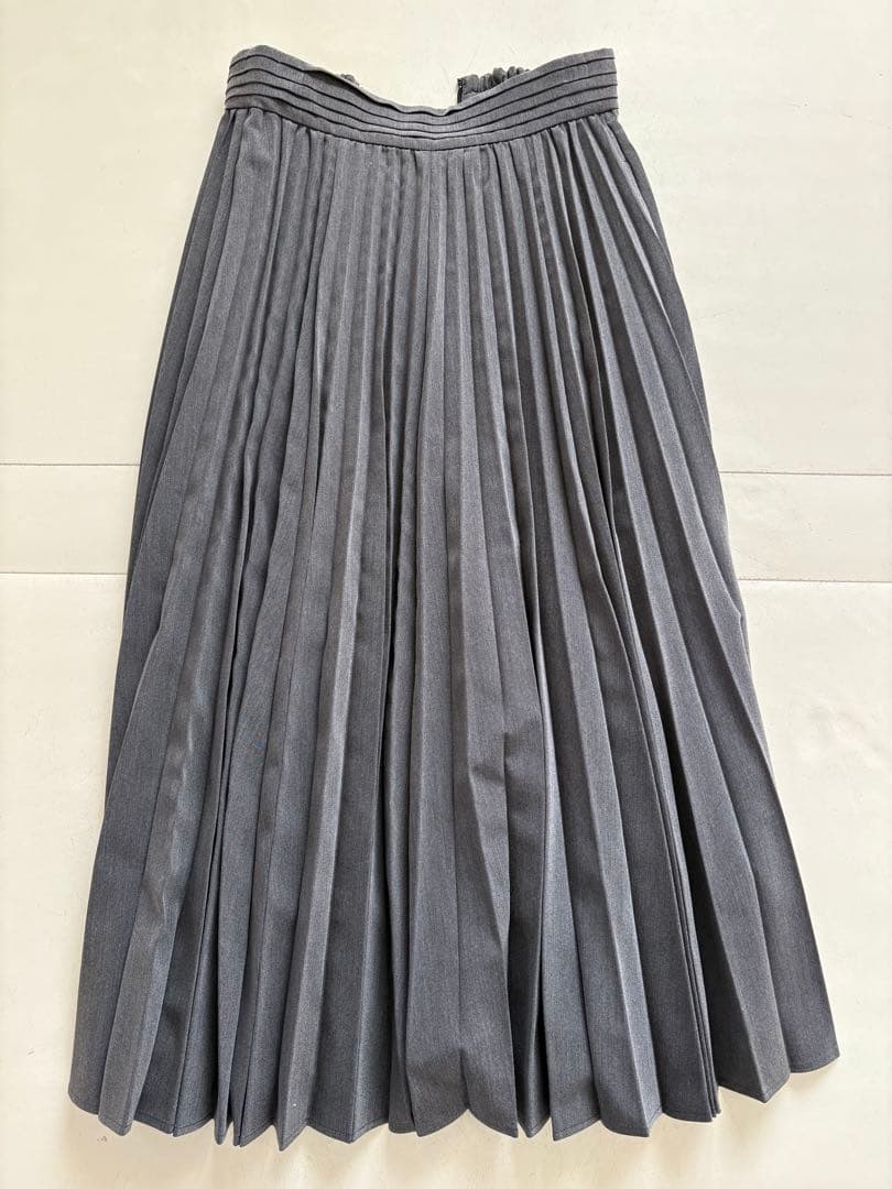 メゾンエシェルタックベルトプリーツスカート M グレー