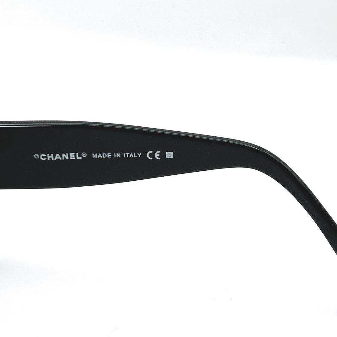 CHANEL　シャネル　サングラス　ココマーク　ビジュー　スクエア