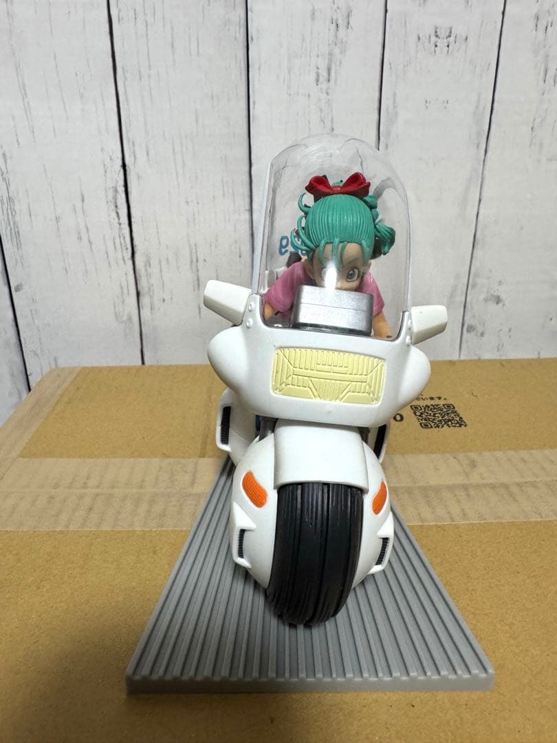 【美品/国内正規品】一番くじ ドラゴンボール ブルマ 孫悟空 バイク
