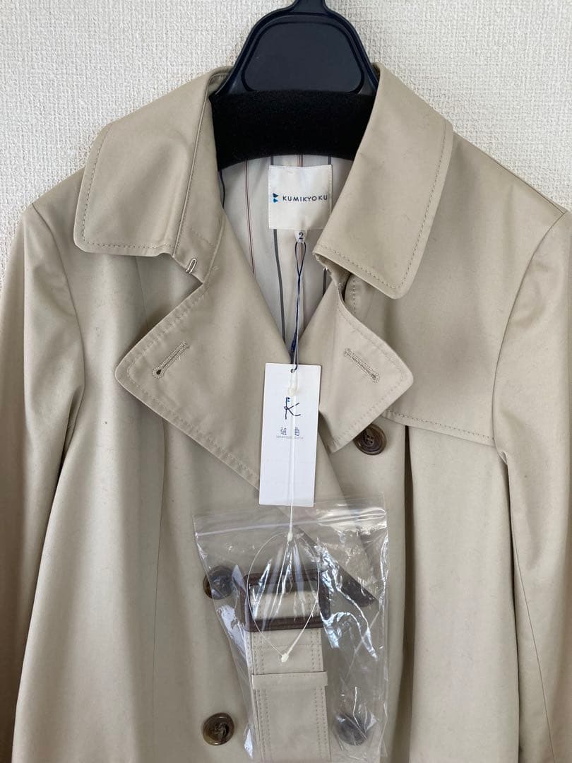 新品未使用タグ付き❗️組曲トレンチコート