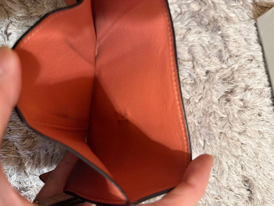 LOEWE グレー　三つ折り財布