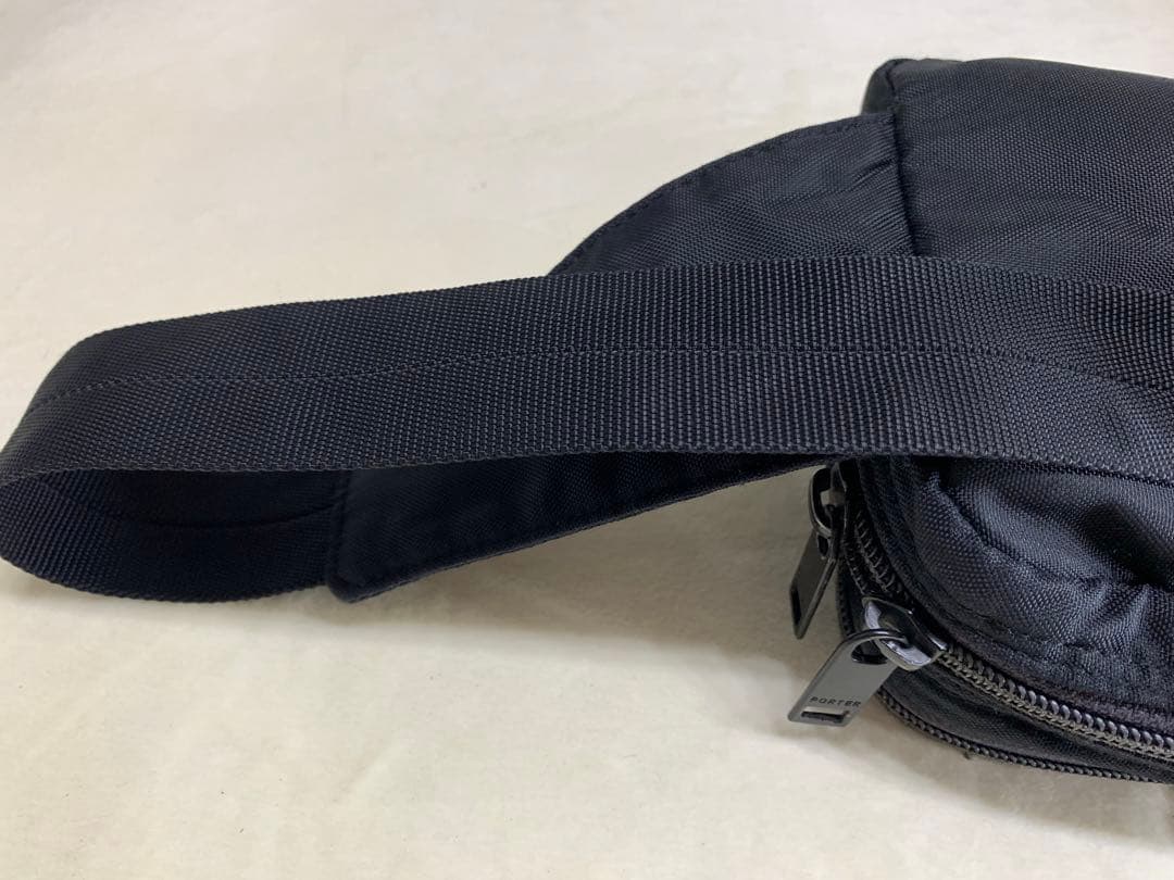 (希少)✨極美品✨PORTER Liquid ショルダーバック　ボディバック