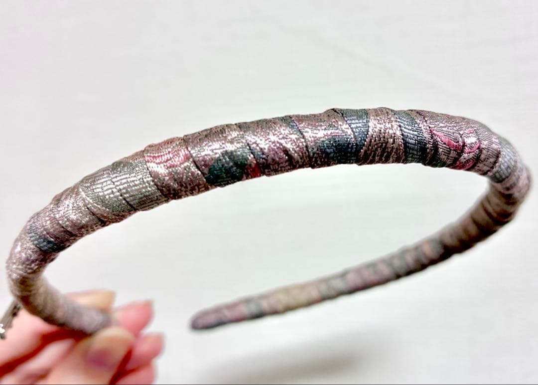 【新品】カチューシャ Tight Headband * RÉAKTUND