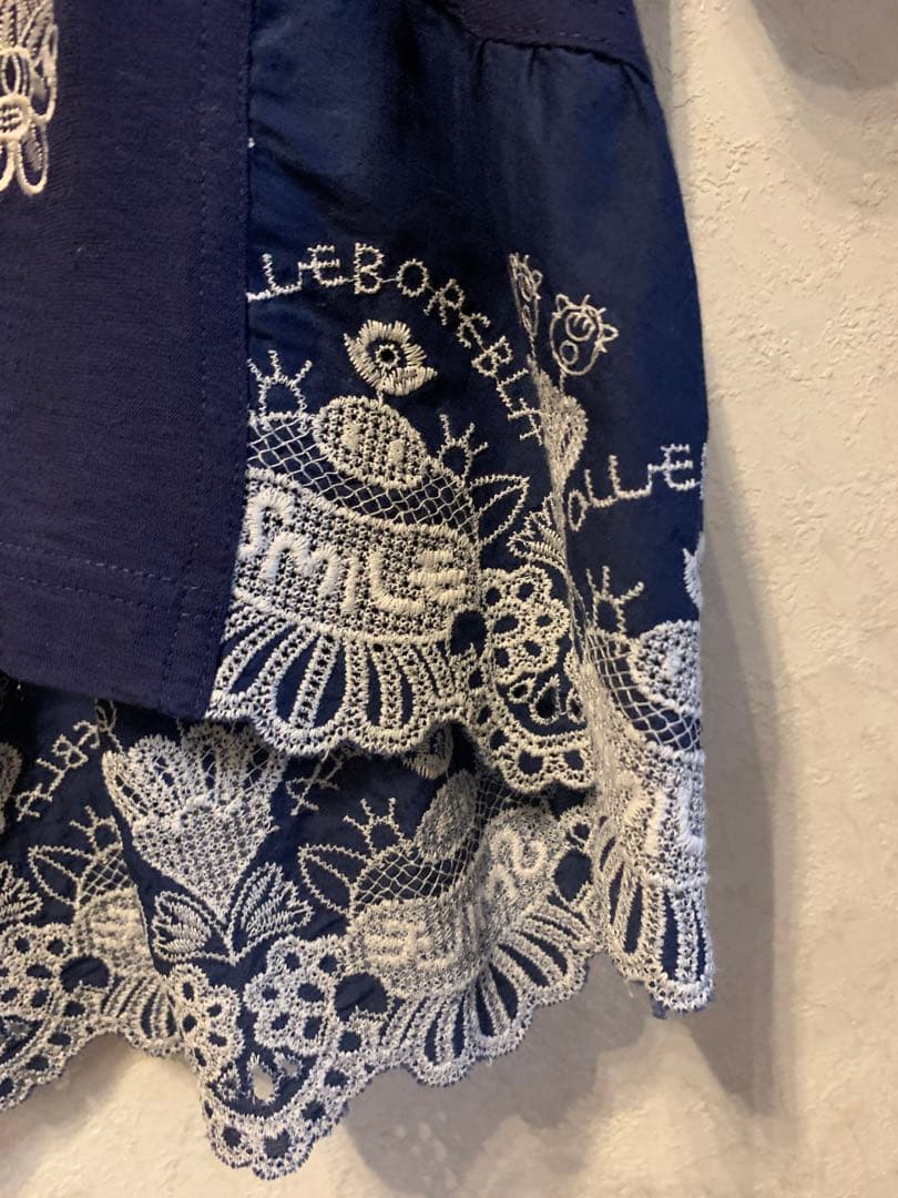 アルベロベロ刺繍が素敵な半袖