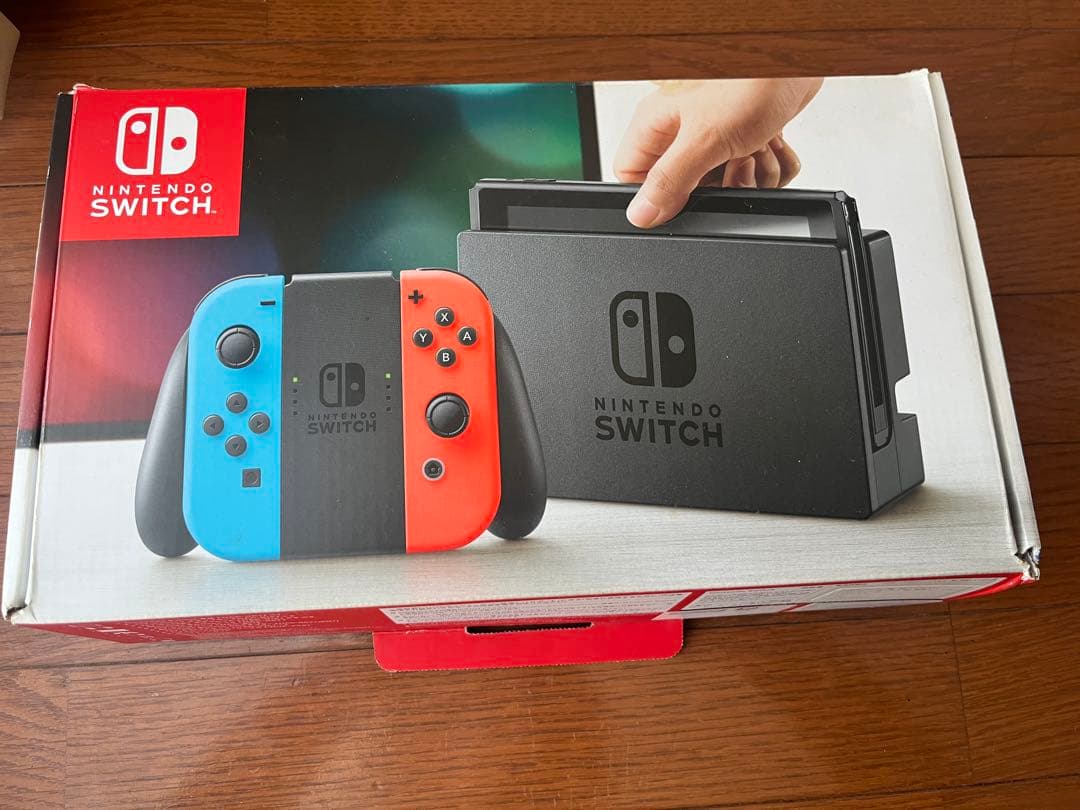 【最終値下げ】　Nintendo Switch 本体　ジョイコン付き