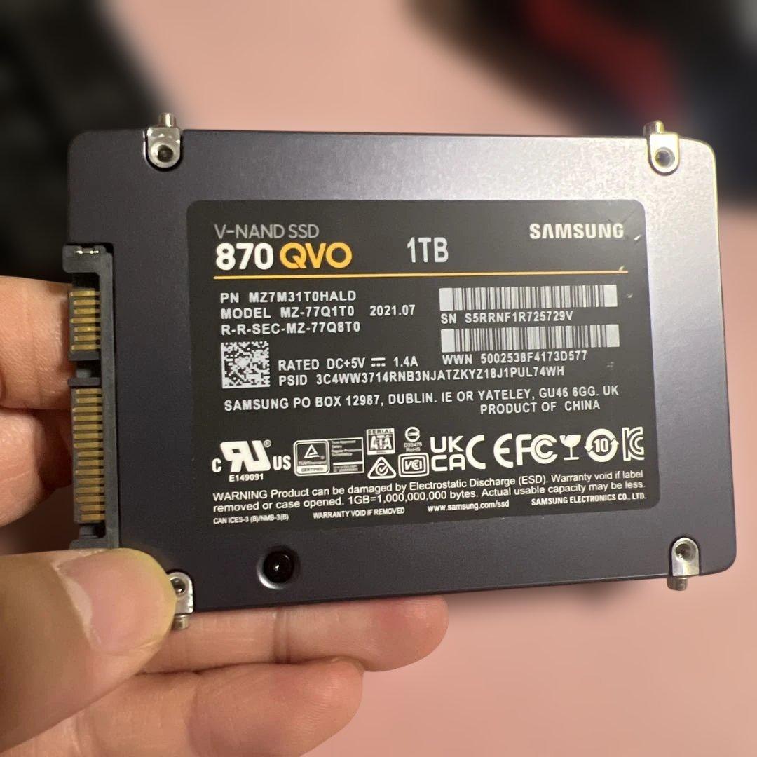 内蔵型SSD SAMSUNG 870 QVO 1TB SSD