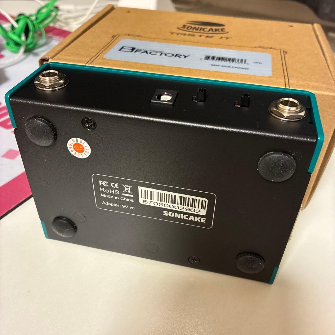 SONICAKE B FACTORY ベースプリアンプ