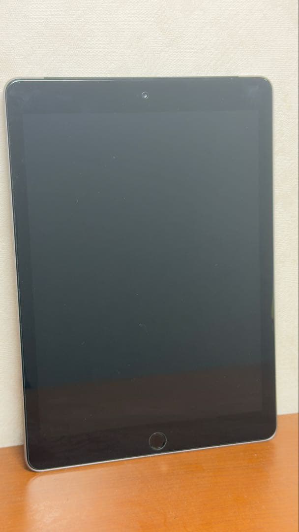 Apple iPad スペースグレー 第6世代