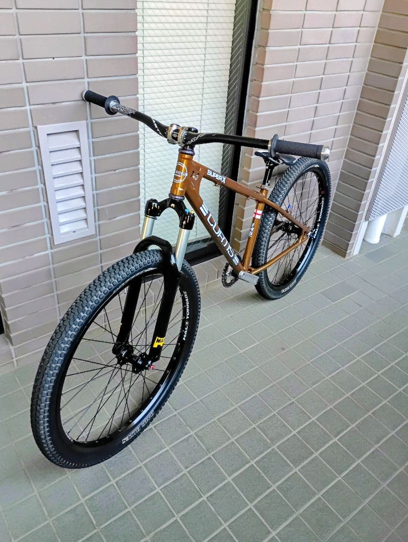 CURTIS BIKES マウンテンバイク（イングランド製）【送料込み・発送可】