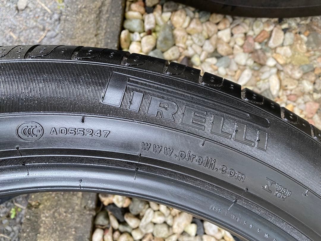 ①シオニー！ピレリ 255/45R19 スコーピオン