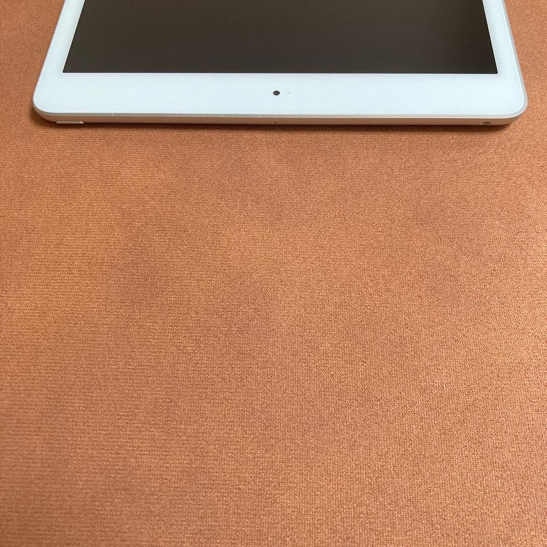 718【早い者勝ち】電池良好☆iPad8 第8世代 32GB WIFIモデル☆