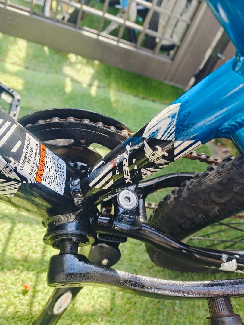 TREK MT60 子供用自転車 20インチ 青