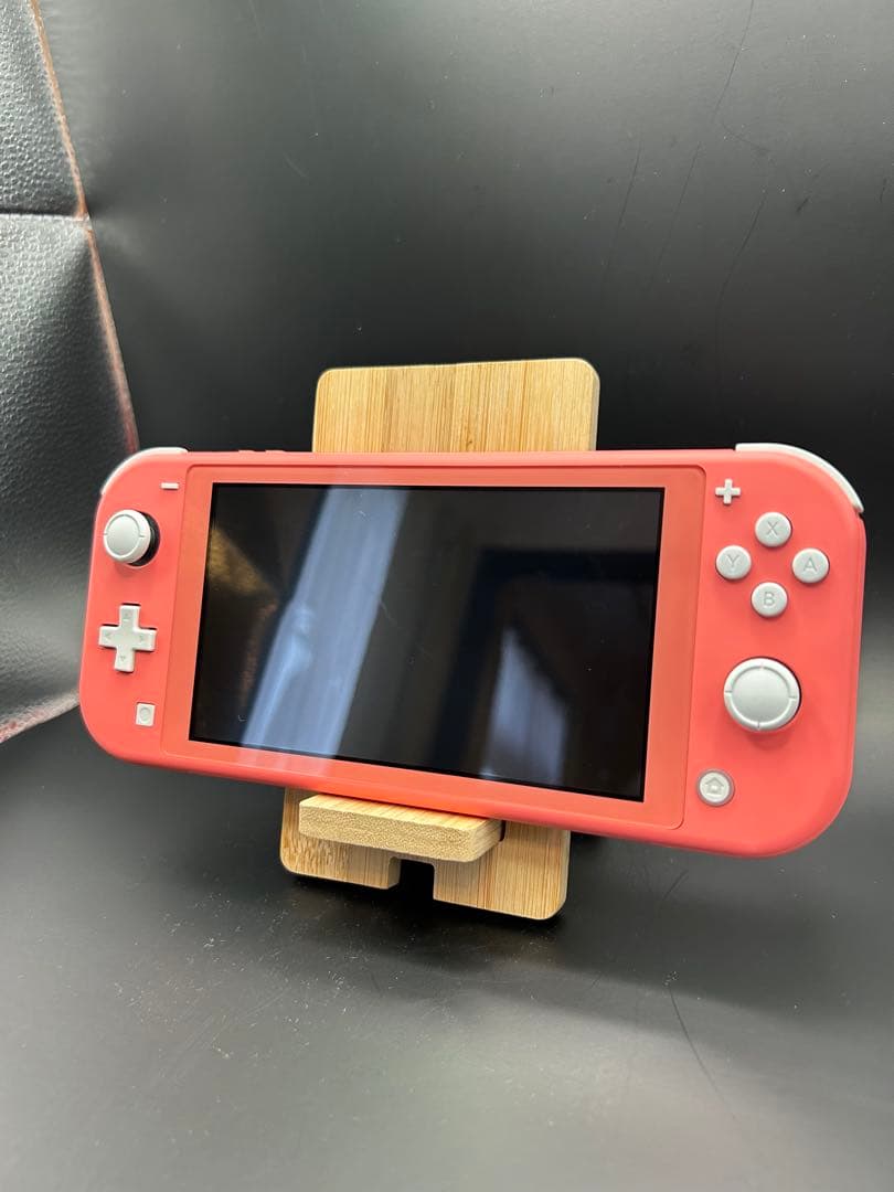 【最終値下げ】 Nintendo Switch Lite コーラル