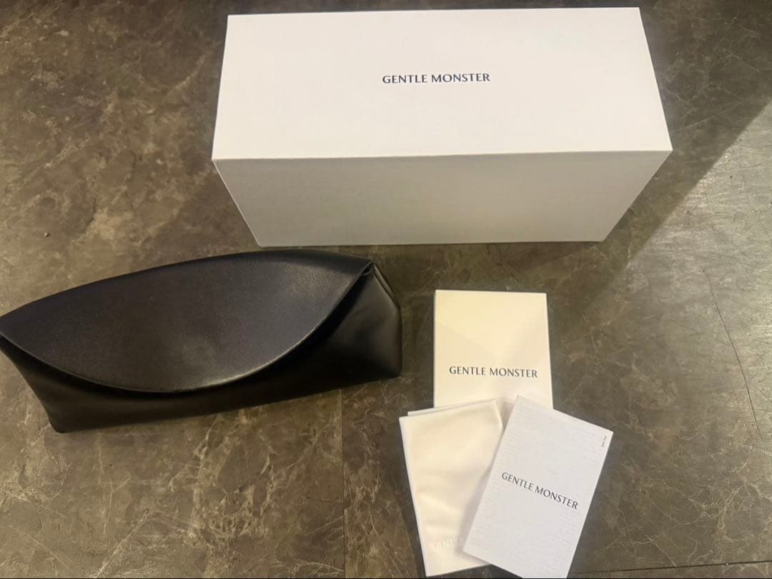かめさん様　GENTLE MONSTER LOTI ジェントルモンスター