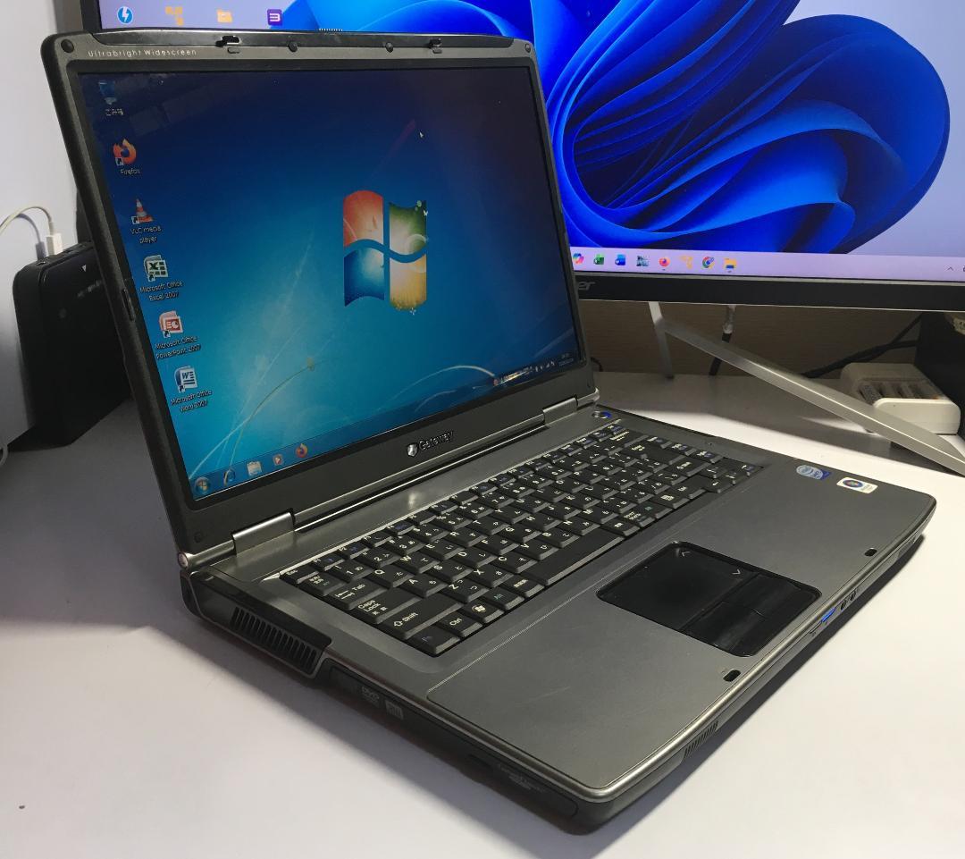 Windowsノート本体 Gateway ML6022j Windows7